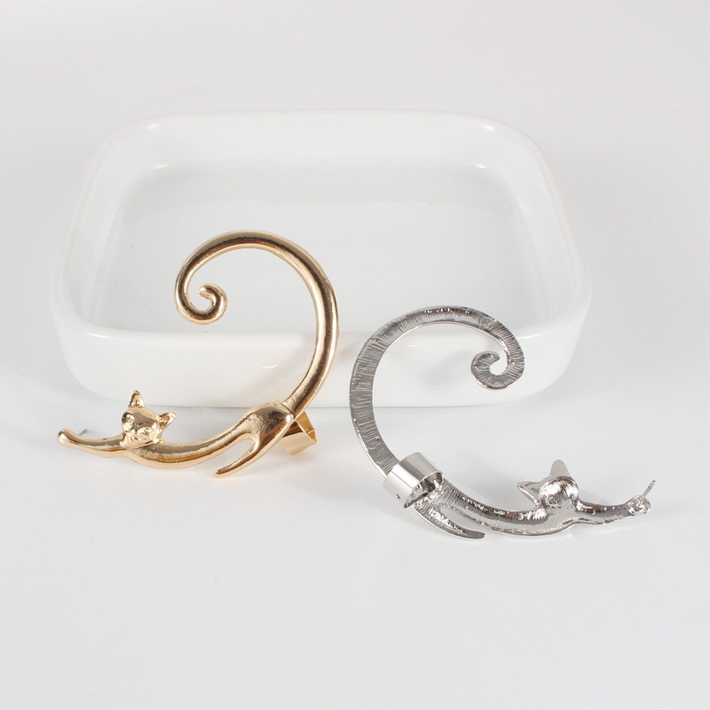 Single Piece Punk Style Cat Post Earring with Ear Cuff Rock Animal Black Stud Earring - Image 7